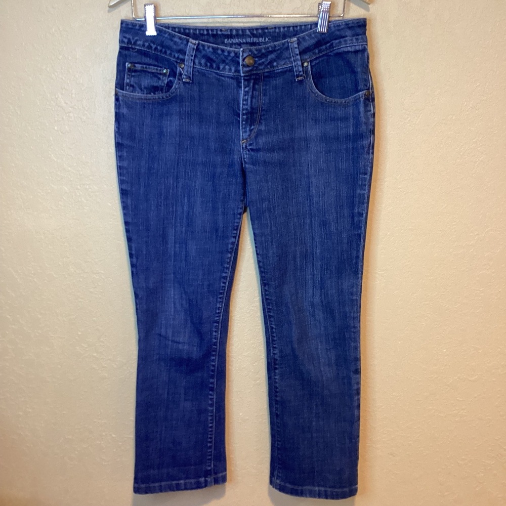 Banana Republic Mid Rise Cropped Size 8 Long, classic silhouette